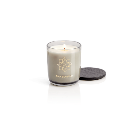 Irish Leather &amp; Oud Candle 210g ThePerfumeWorld